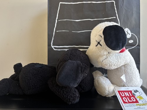Uniqlo kaws x - 2,
