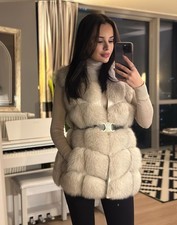Woman’s Fox Fur Gilet White