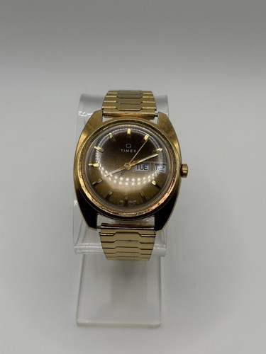 Vintage 70s timex quartz - vintage,