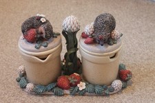 Bramble and Clover hedgehog milk and sugar jars and holder