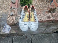 Nike Football Boots Gold UK