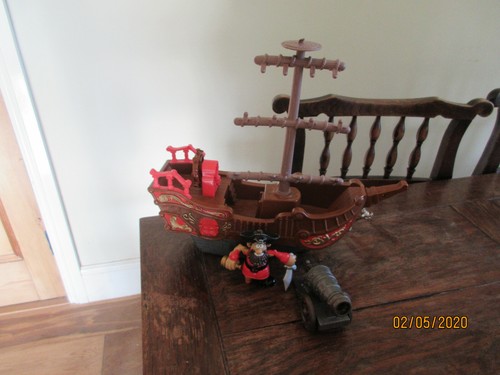Pirate ship wheels rigging - pirate,