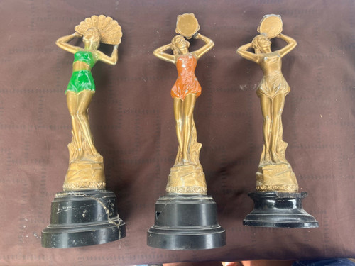 Vintage art deco statuettes - , in