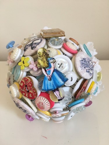 Alice wonderland button - alice, in