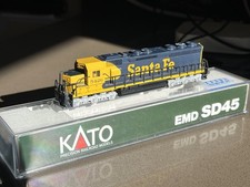 176-312 Kato N Gauge EMD SD45 5426 AT&SF  Pre-Owned 