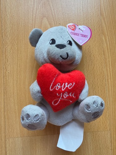 Sweetheart cuddly teddy bear - cuddly,