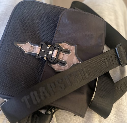 Trapstar irongate crossbody - irongate,