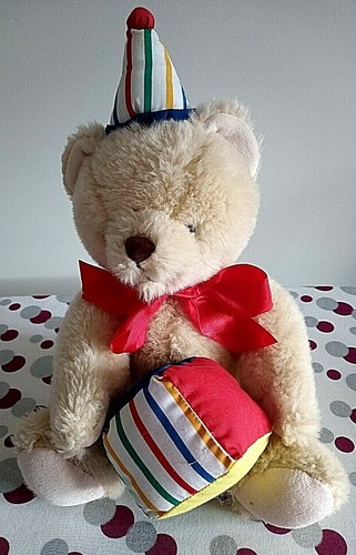 Teddy bear plush soft cuddly - teddy,