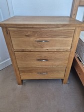 Light Oak Bedside Table / 3