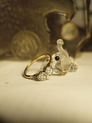 Vintage 18ct plat gold - &,