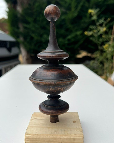 Large antique walnut clock - large,