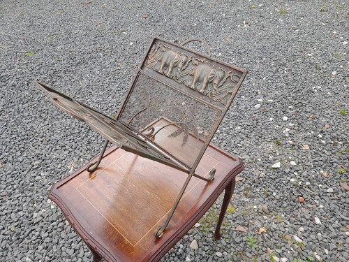 Vintage magazine rack - magazine,