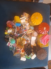 Huge Joblot Of 1/12th Scale Plastic Dolls House Acessories Mostly Sylvanian Fami