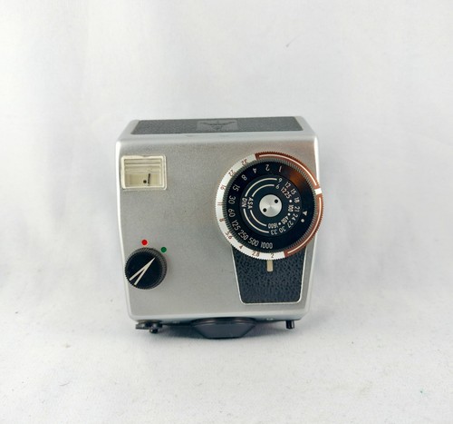 Pentacon six ttl - six, prism