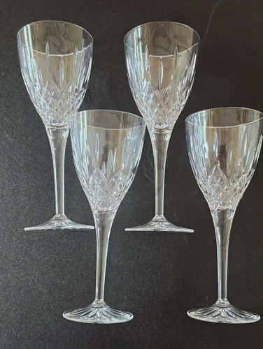 Set clear stemmed crystal - of,