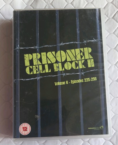 Prisoner cell block - cell,