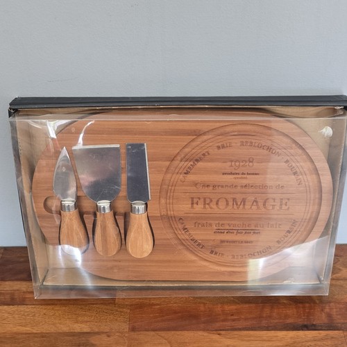 Large wooden cheese board set - large,