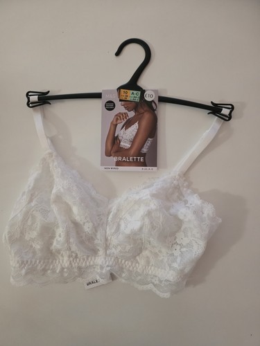 Lace non wired bralette - m&s,