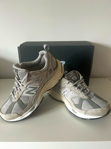 New balance 878 light grey - new,