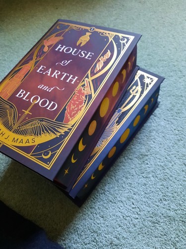 Fairyloot crescent city - crescent, house