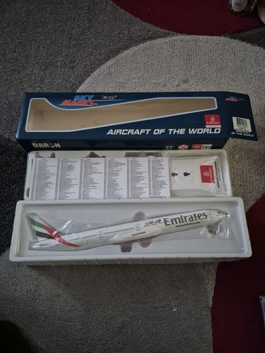 Skymarks emirates boeing - skymarks,