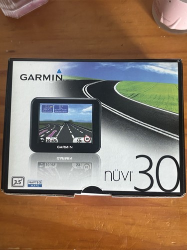 Garmin nuvi sat nav - garmin,