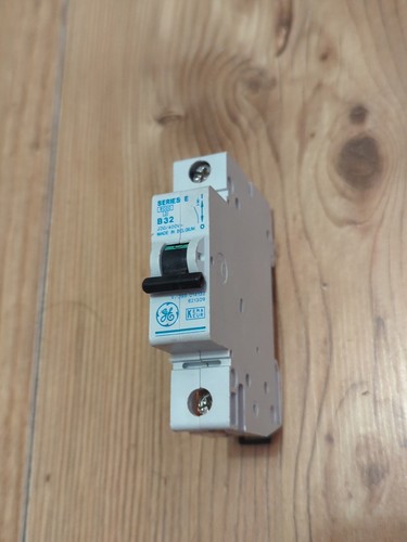 Series b32 amp - e,