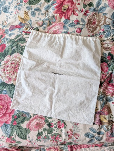Balenciaga dust bag - dust,