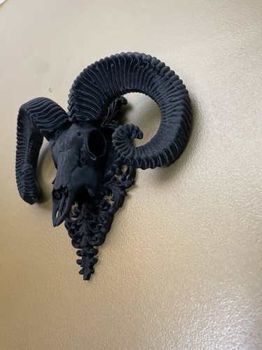 Large gothic ram skull wall - large,