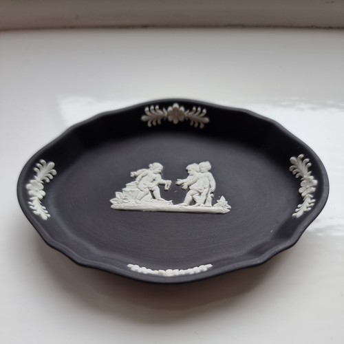 Vintage wedgwood black basalt - vintage,