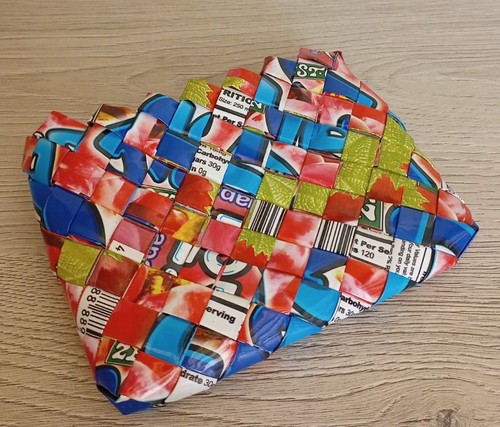 Artisan wrapper purse with - purse,