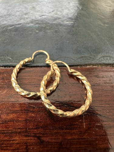 Vintage 9ct yellow gold - vintage,