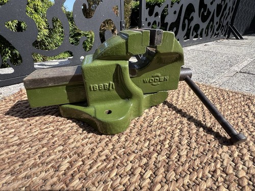 Woden 186b green metal - green,