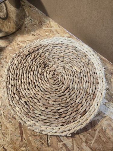 Large round brown - large, brown/natural