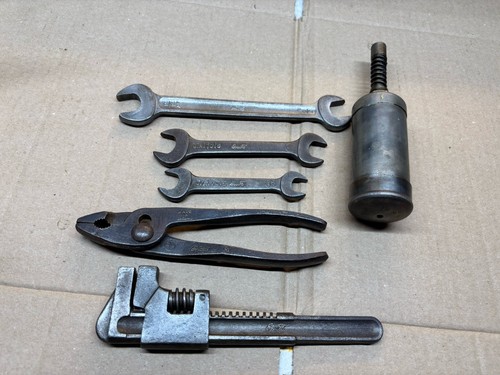 Ford classic car tool kit - car,