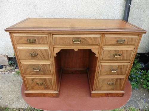 Antique leather top walnut - ,