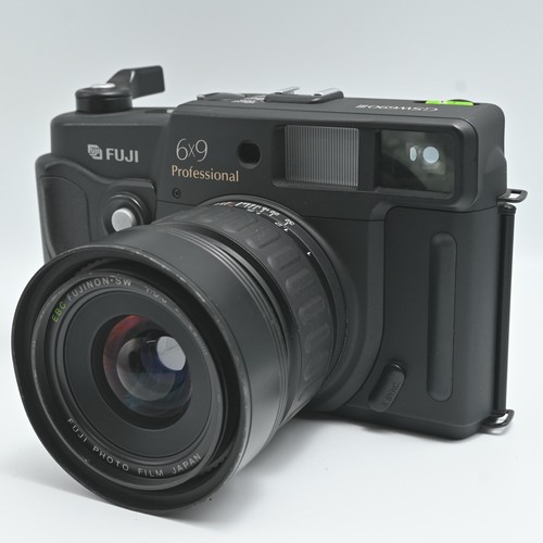Fujifilm fuji gsw690 iii - fujifilm,