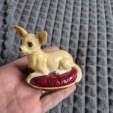 Vintage Beswick Chihuahua