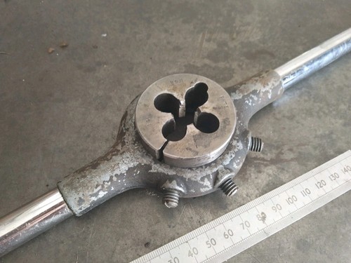 Bsp split die stock 2 - 1/4,