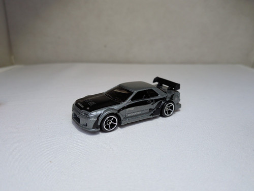 Hot wheels nissan - hot, r32
