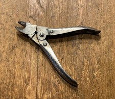 MAUN INDUSTRIES No 299 5