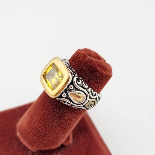 Vtg ring yellow cubic - 10,