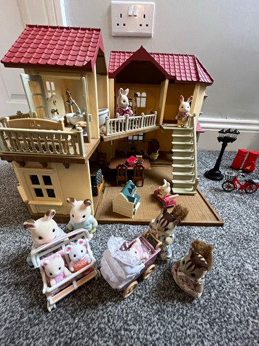 Sylvanian families beechwood - families,