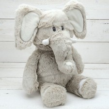 Medium Elephant