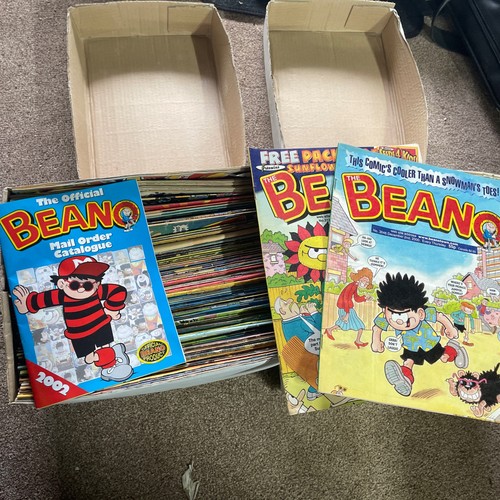 200 beano dandy - 200+, comics