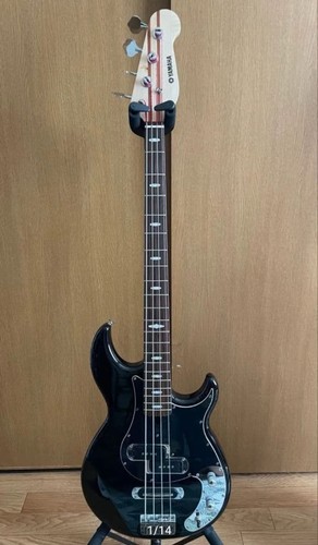 Yamaha bb424x black electric - black,
