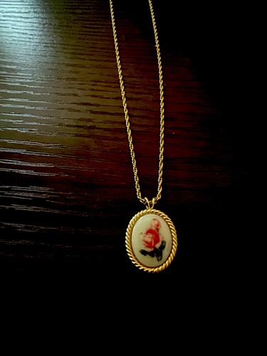 Trifari gold tone - trifari, floral