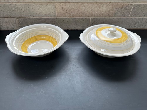 Gray pottery serving - x,