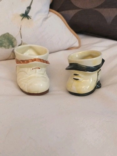 Vintage shoe house style egg - vintage,