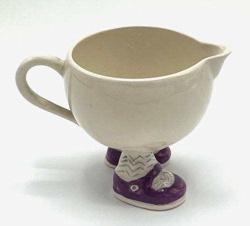 1973 carlton walking - walking, ware